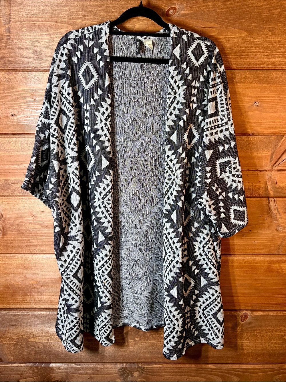 H&M Oversized Black & Gray Geometric Aztec Knit Open Cardigan Size Small 🖤